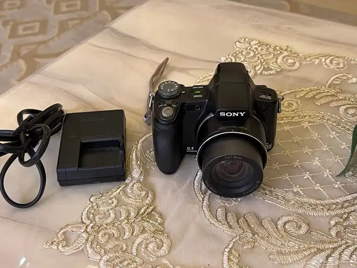 كاميرا سوني سايبر شوت DSC-H50 5