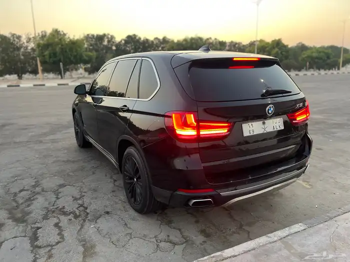 بي ام دبليو اكس 5 - BMW X5 V8 0