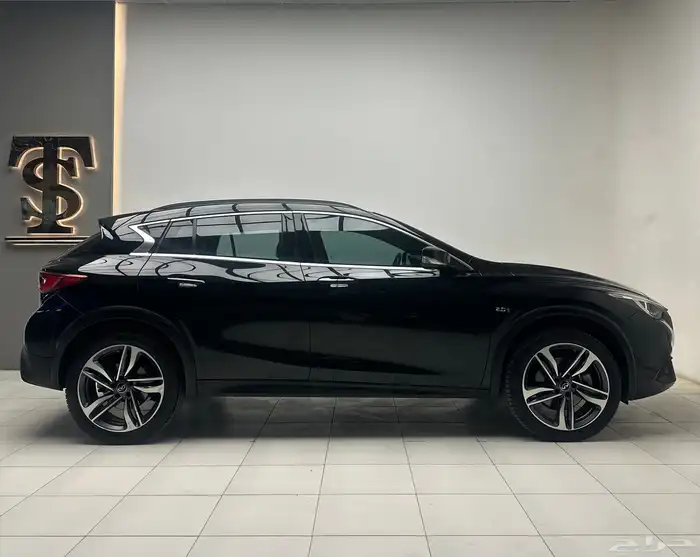انفينتي 2018 ( QX30 ) 4
