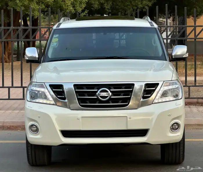 نيسان باترول موديل 2014 سعودي بلاتينيوم فل كامل V8 14