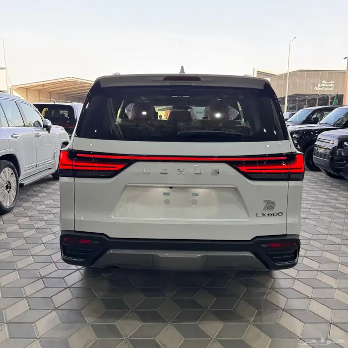 لكزس LX600 BB خليجي - 2025 10