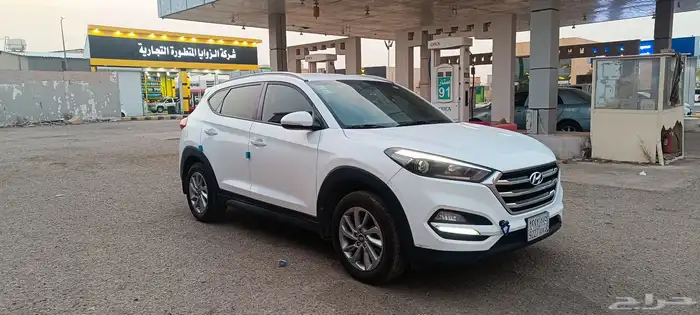 للبيع توسان 2017 بنزين 2