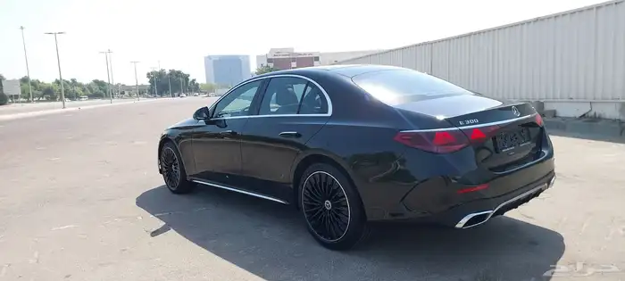 مرسيدس E300 موديل 2025 خليجي موجودة بديي 14