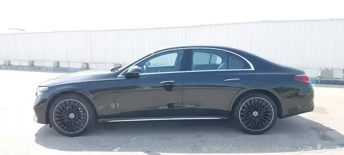 مرسيدس E300 موديل 2025 خليجي موجودة بديي 13