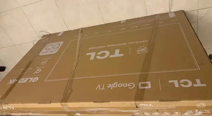 شاشة TCLتي سي ال 4