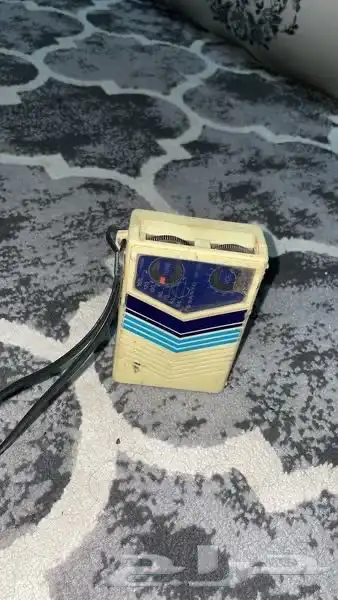 جهاز راديو قديم صغير شغال 2