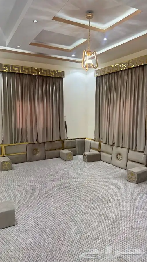 مجلس 6 ونص في اربعة 1