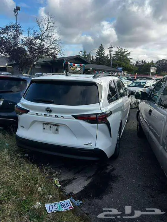 تويوتا سيينا Toyota Sienna 2022 4
