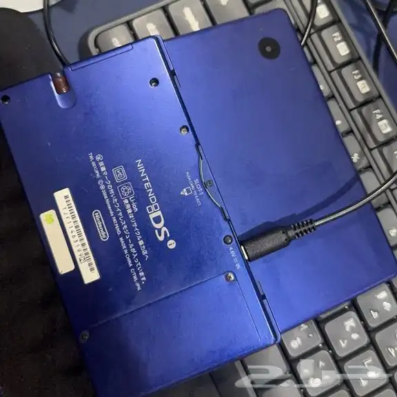 nintendo dsi مهكر للبيع من البحرين. يوجد توصيل للخليج 4