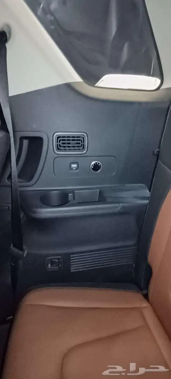 هيونداي كريتا 2023 جراند عائليه فل كامل اصفار- 14