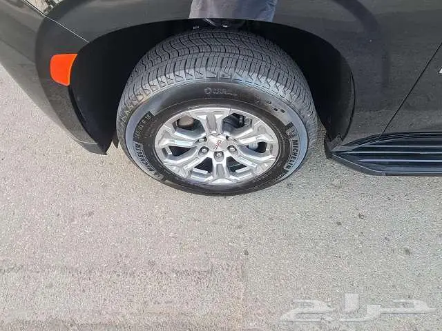 يوكن 2023 شبه جديد 8