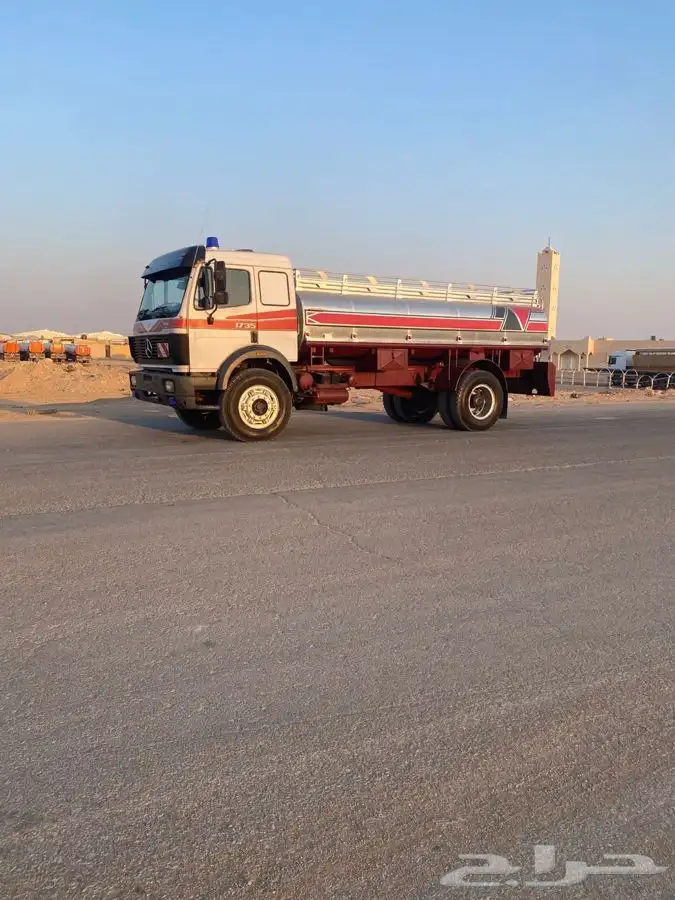 للبيع وايت اللبي مورسيدس موديل 91 0