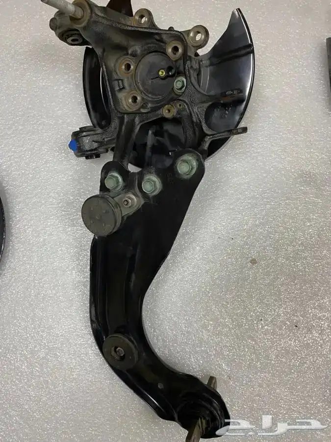 قطع غيار المازدا 15