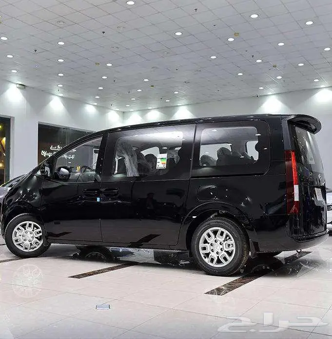 هيونداى ستاريا _2026 _( 9 راكب ديزل وبنزين _11 ديزل _بضاعه ) 3