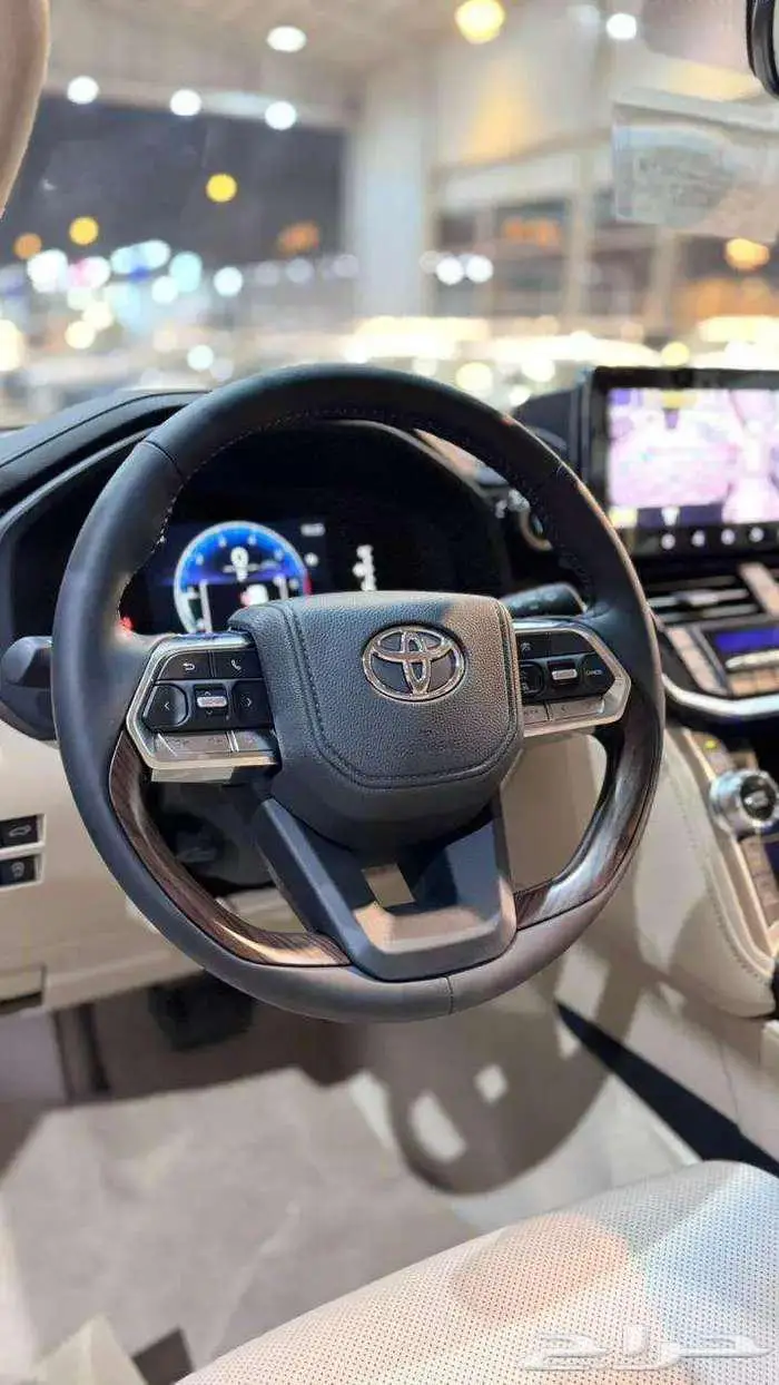 تويوتا لاندكروزر GXR 2025 قير اوتماتيك بنزين دبل 4