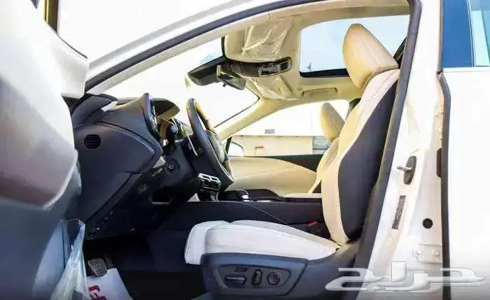 لكزس RX350 اصفار سعودي 2024 1
