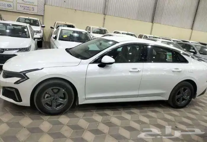 كيا 5 K5 ستاندر مطور 2025 خليجي أصفار 1