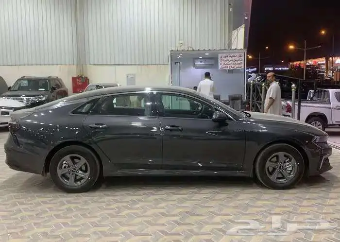 كيا 5 K5 ستاندر مطور 2025 خليجي أصفار 7