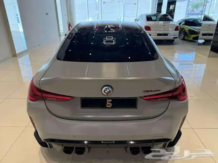 بي ام دبليو M4 CSL موديل 2023 5