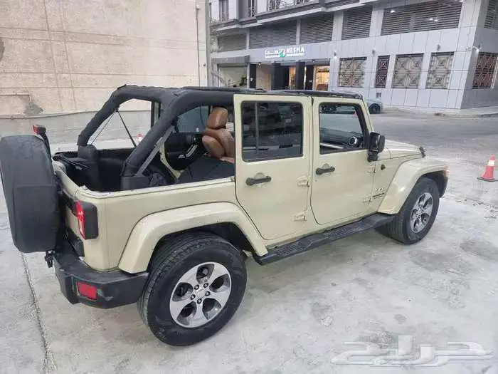 جيب صحارى 4 4 مالك اول 2017 3