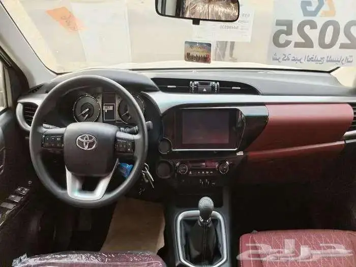 هايلوكس GLX2 غمارتين بنزين 2025 9