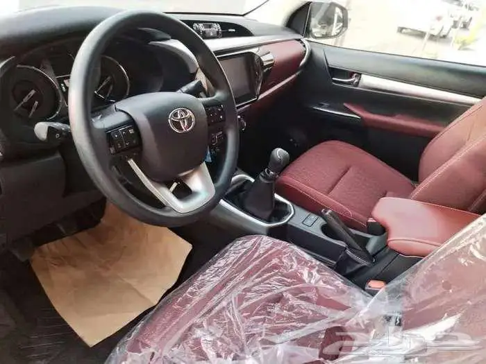 هايلوكس GLX2 غمارتين بنزين 2025 4