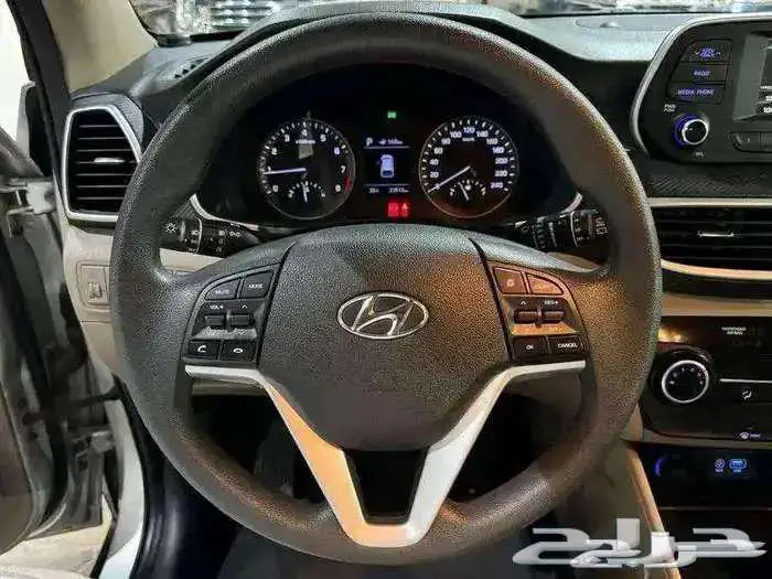 للبيع هونداي توسان 2020 سعودي 2.0Cc عداد قليل ( مخززنه ) 24