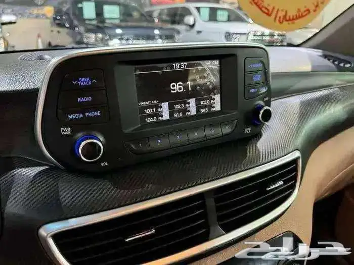للبيع هونداي توسان 2020 سعودي 2.0Cc عداد قليل ( مخززنه ) 27