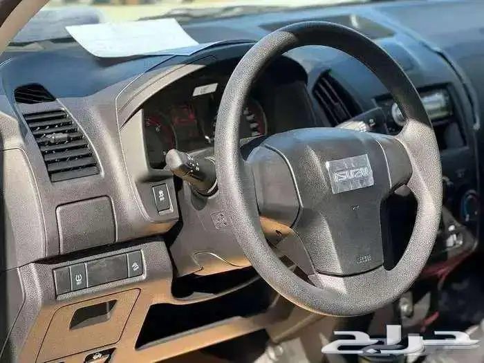 ايسوزو ديماكس غماره 2026 جوانب عرض خاص 5