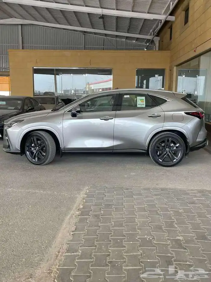 لكزس NX350 فئة AA خليجي 2025 متوفر لدى الحسن 1