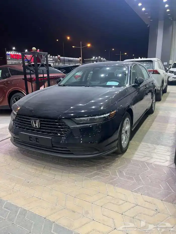 هوندا اكورد LX 2025 1
