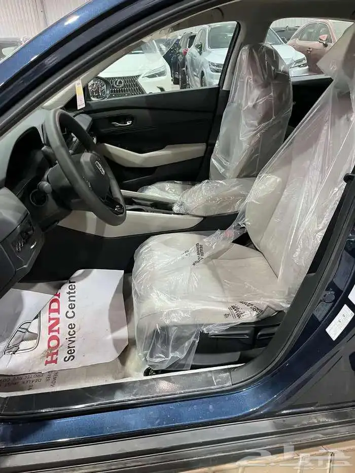 هوندا اكورد LX 2025 6
