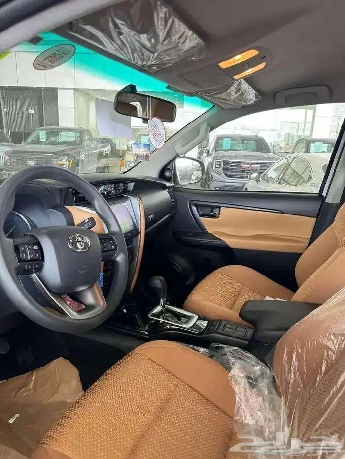 تويوتا فورتشنر GX2 دبل بنزين 2025 5