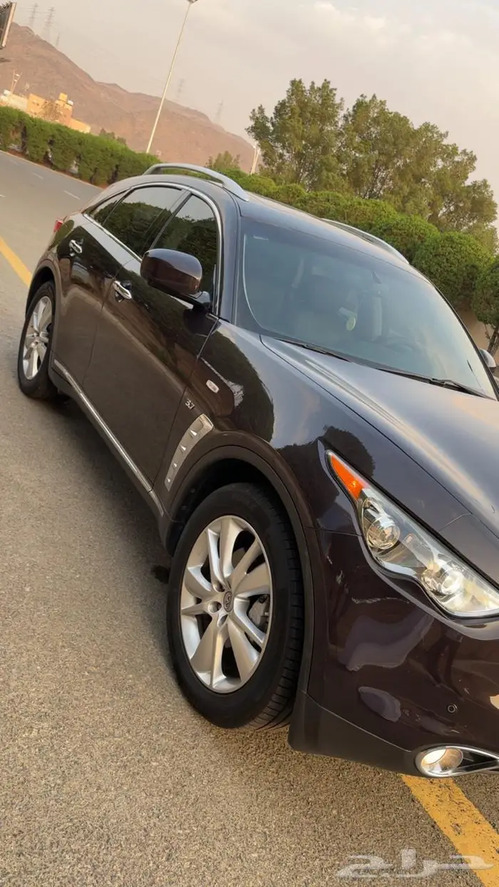 انفنيتي QX70 موديل 2017 فل كامل 1