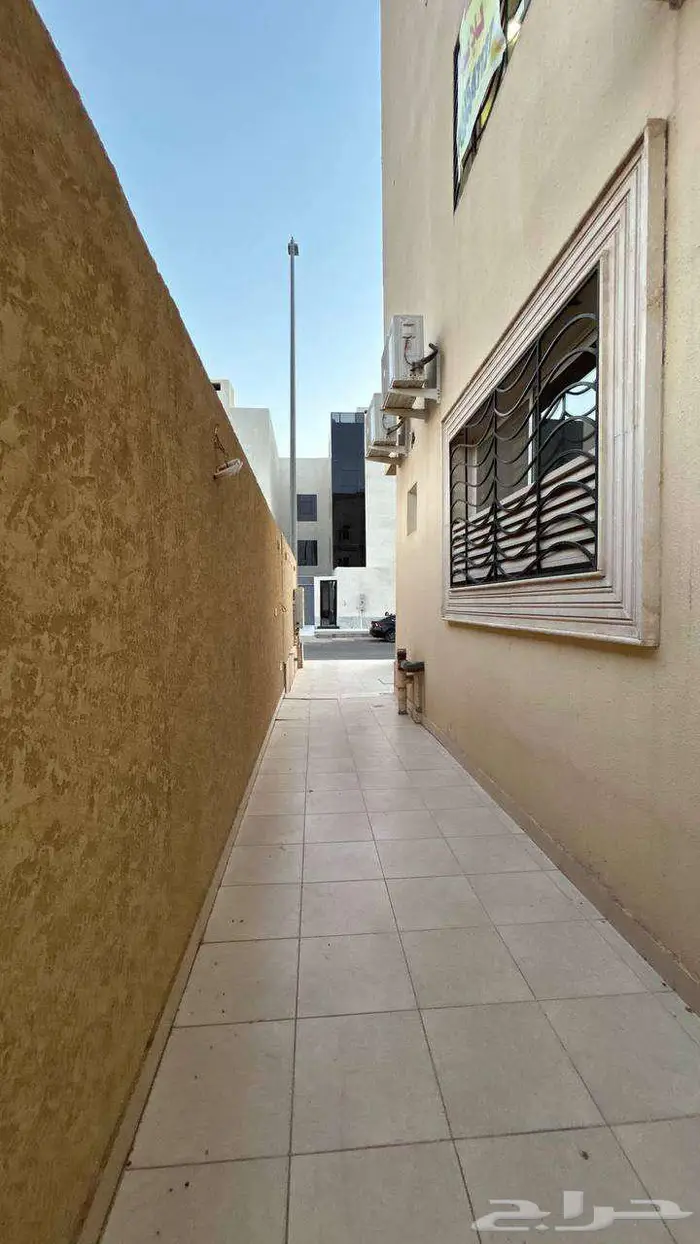 فيلا دورين وروف المساحة 220م 3