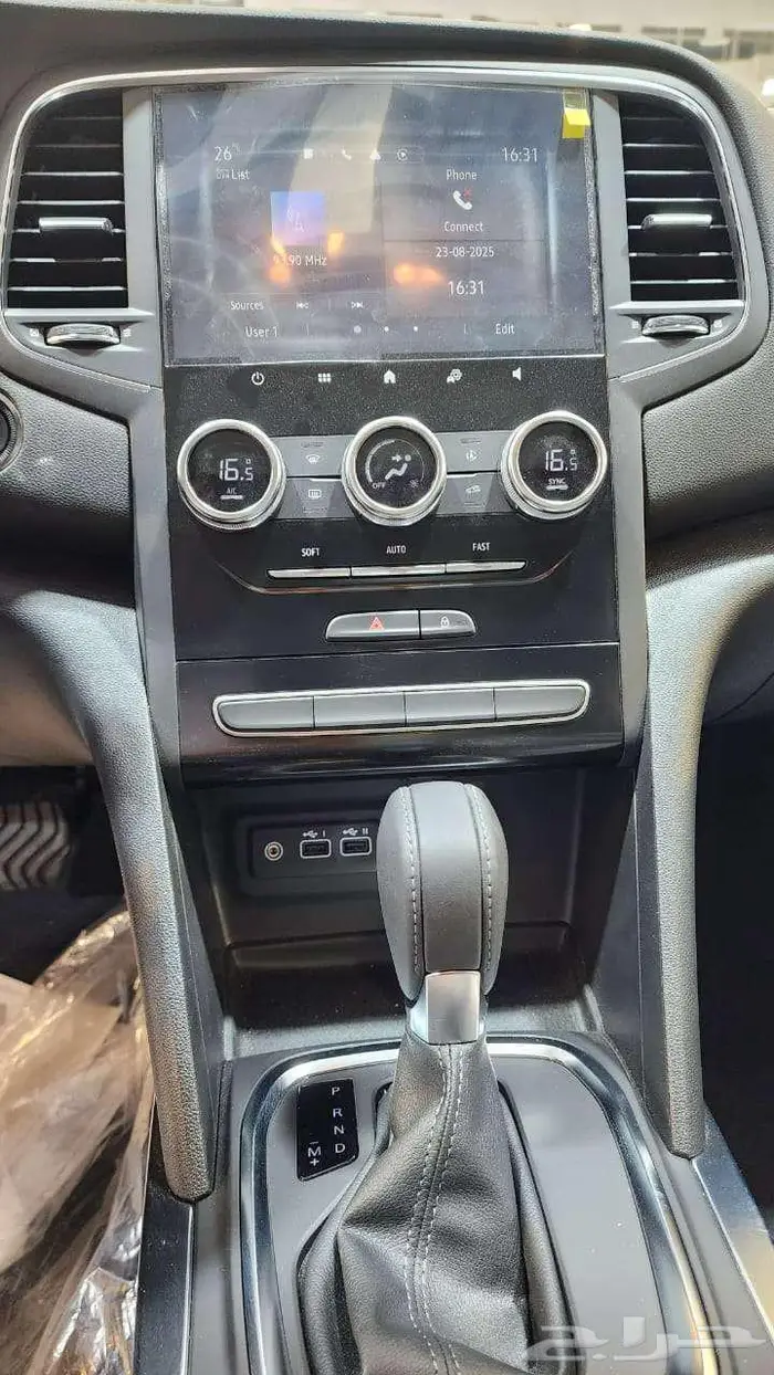 رينو ميجان موديل 2024 عروض شركة سفنز للسيارات الكميه محدوده 3