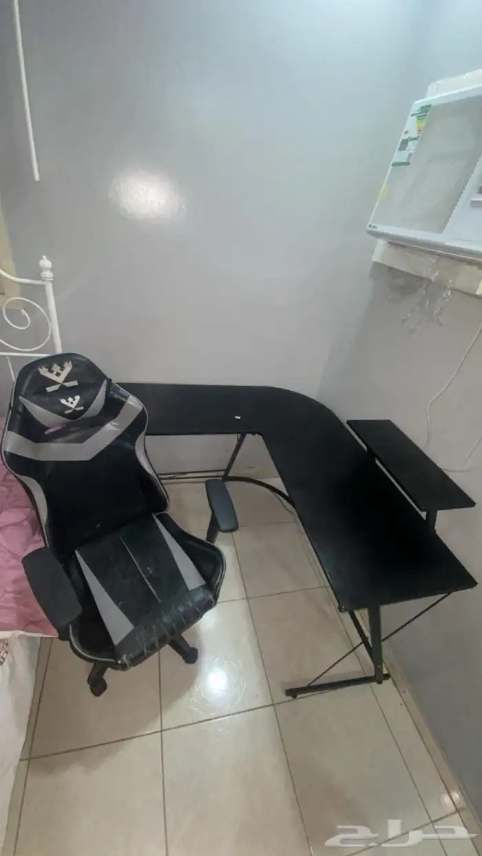 طاوله قميق 0