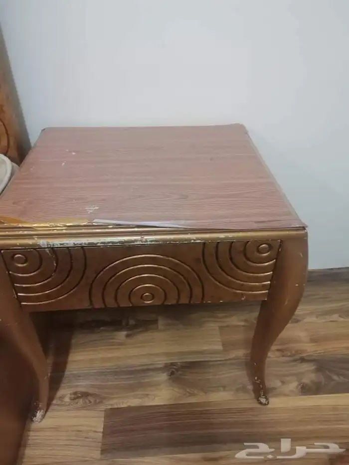 أثاث للبيع فريزر شبه جديد وغرفة نوم خشب متين ستاير 2