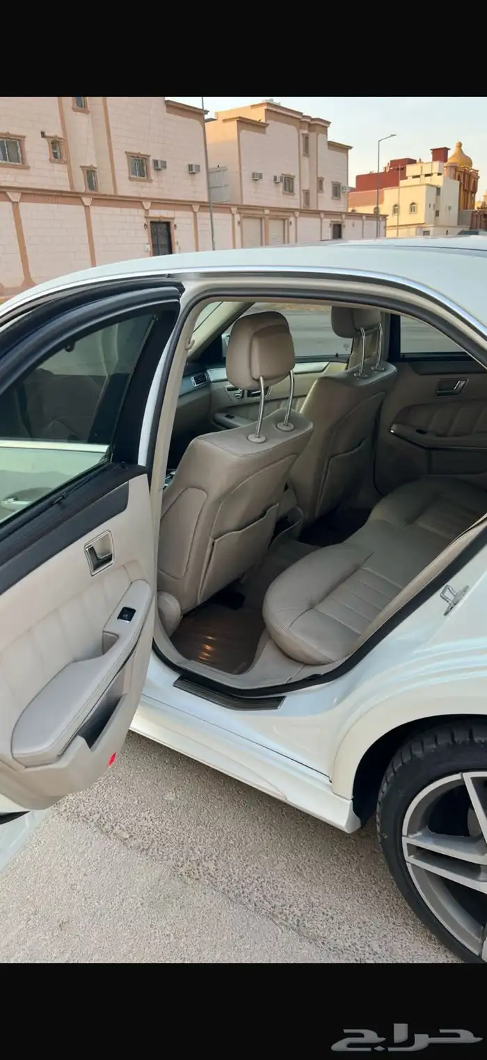 مرسيدس E350 4