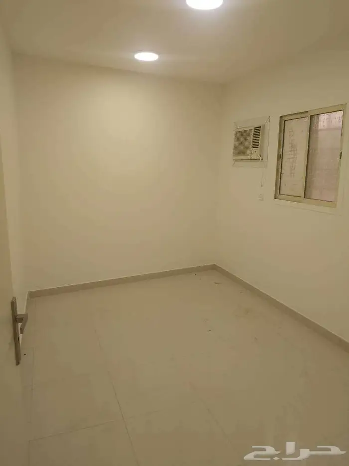 للايجار عمارة مكونة من 8 شقق سكنية مناسبة للشركات والمؤسسات 1