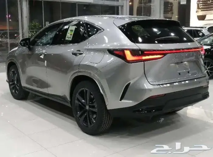 لكزس NX350 ستاندر هايبرد 2025 7