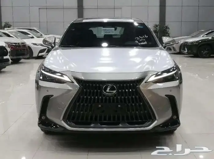 لكزس NX350 ستاندر هايبرد 2025 0