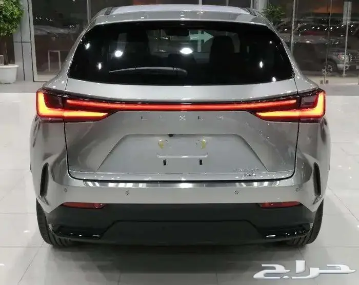 لكزس NX350 ستاندر هايبرد 2025 5