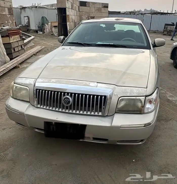فورد جراند ماركيز 2008 12