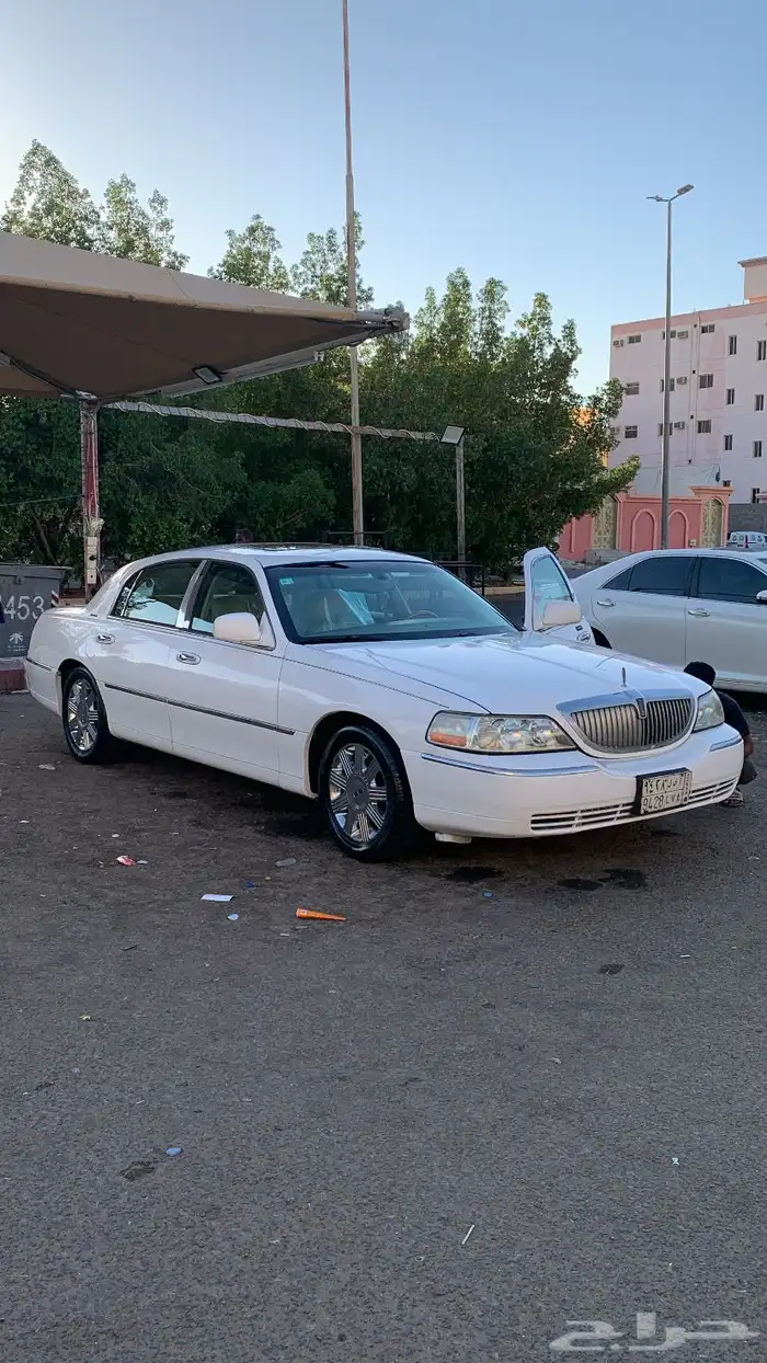 لنكولن تاون كار 2