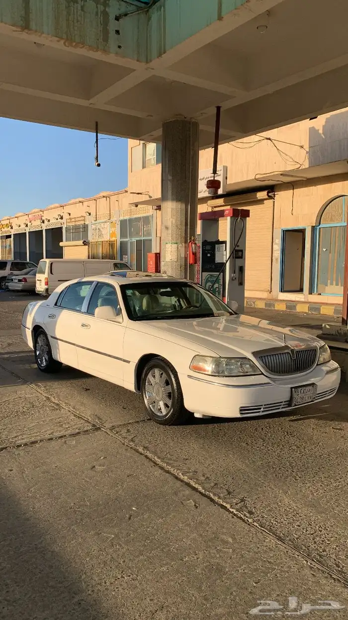 لنكولن تاون كار 3