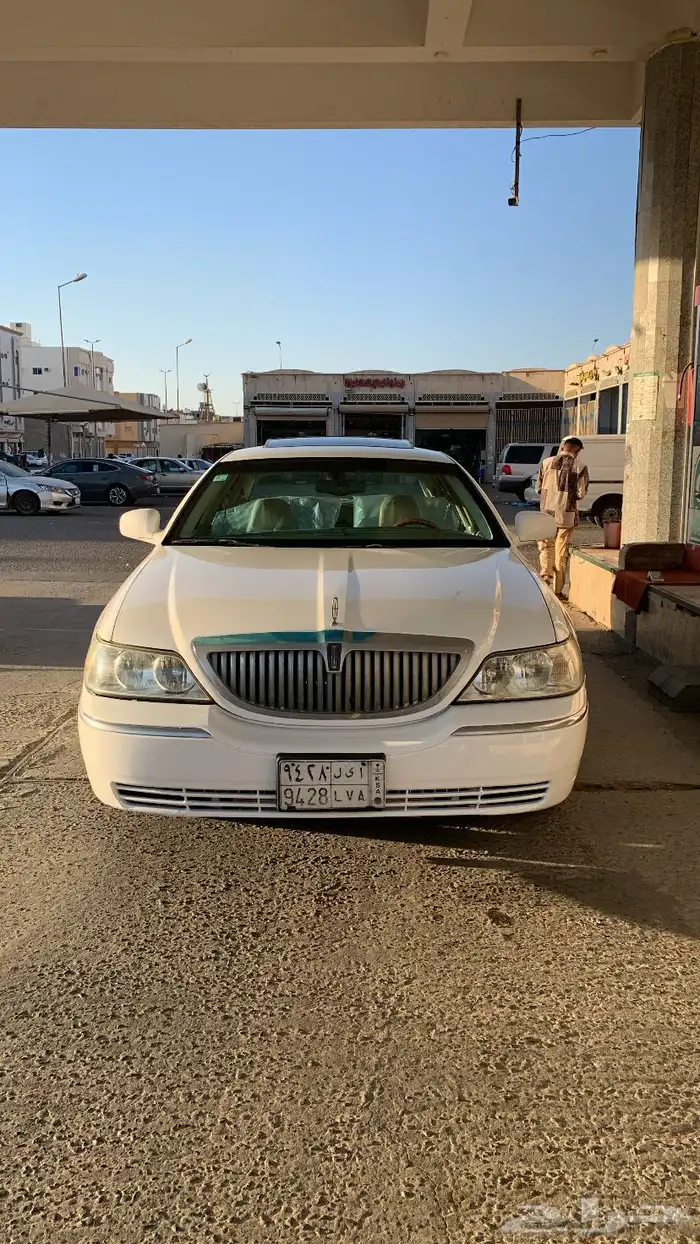 لنكولن تاون كار 4