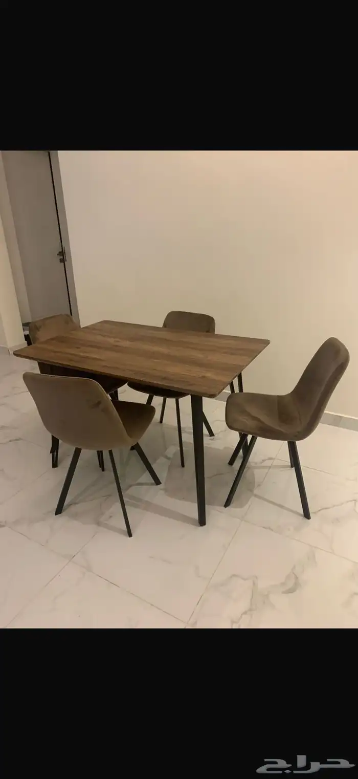 طاولة طعام 4 كراسي 0