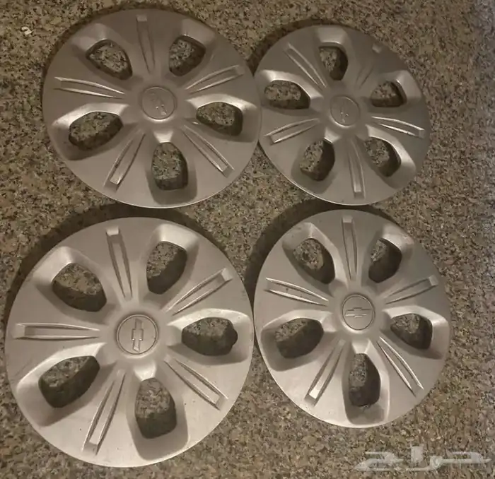 طيس سبارك 4حبات جدة 0