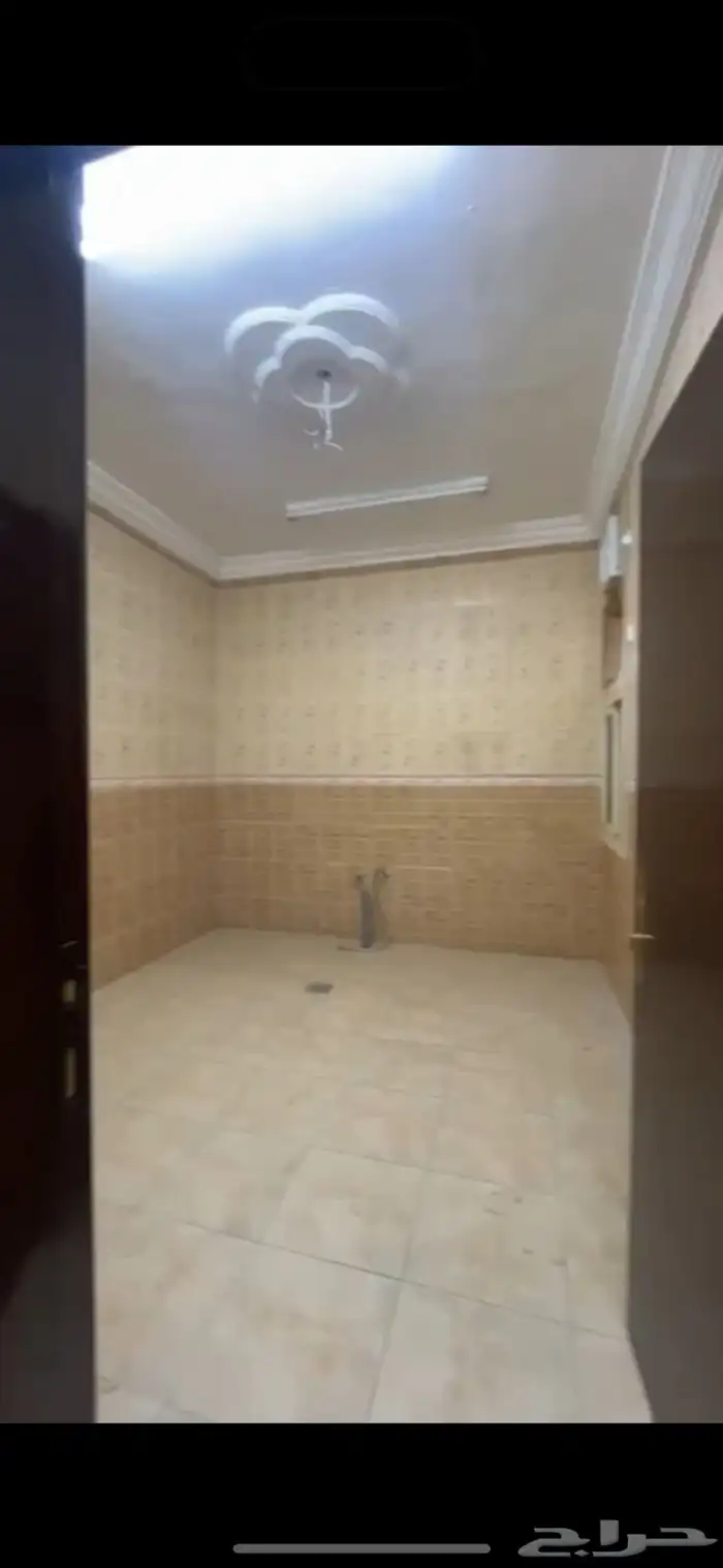 شقة للإيجار بحي ج21 5